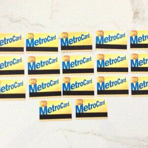 LOT of 17 Collector's NYC MTA METRO CARDS (used)